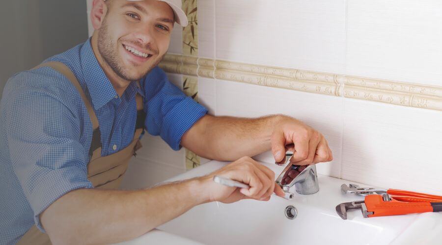 Professional sink repair in Edwardsville, IL